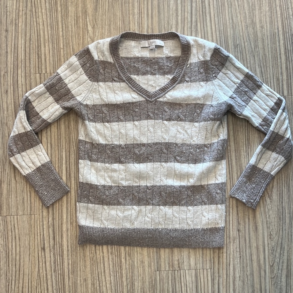 Loft Sparkle tan and cream Loft Sweater 💕